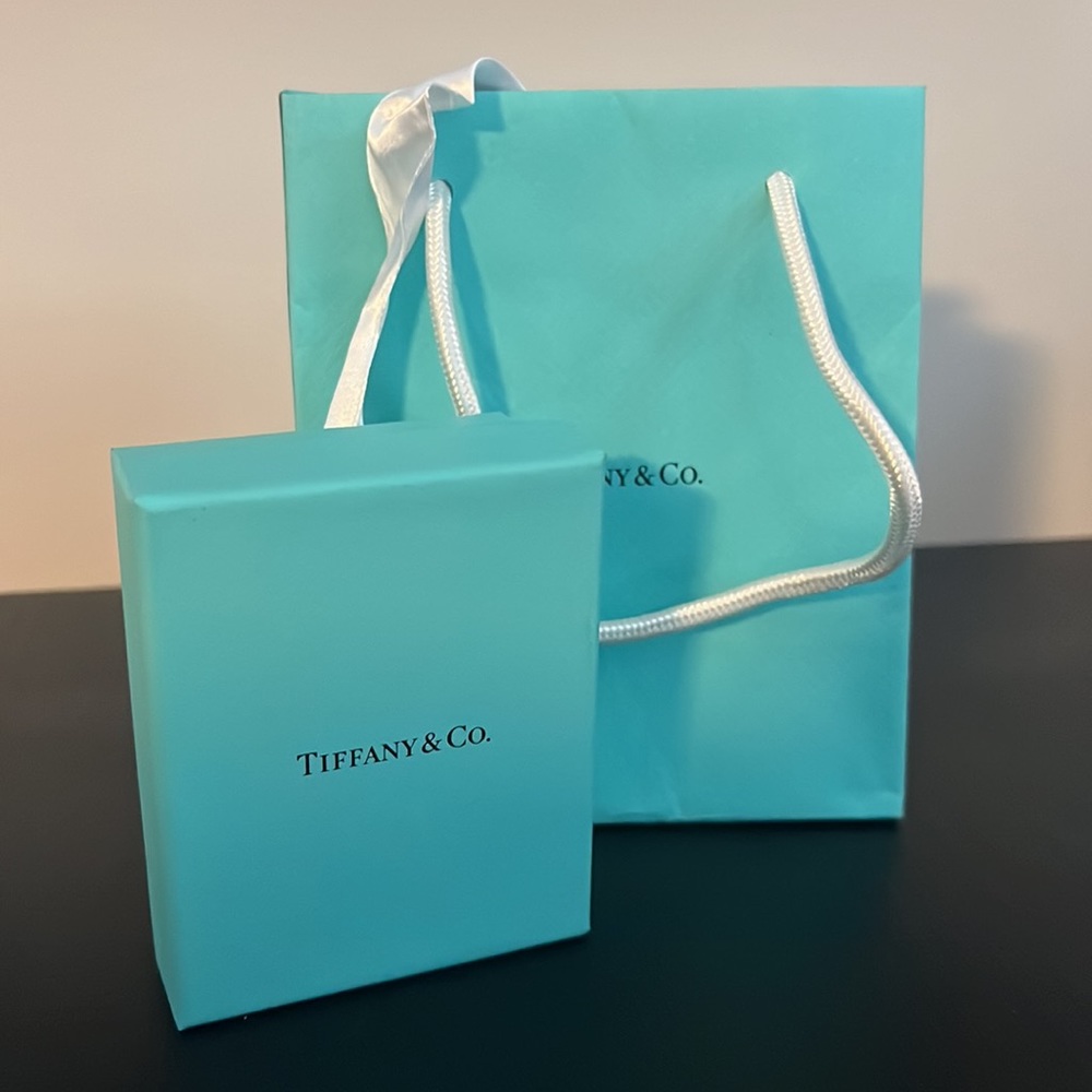 Tiffany’s box and bag